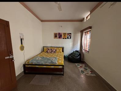 Bedroom Image of 1200 Sq.ft 2 BHK Independent House for rent in Indira Nagar Bengaluru for Rs. 17700