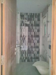 Common Bathroom Image of 1450 Sq.ft 3 BHK Builder Floor for sale in Green Field Colony Faridabad for Rs. 13500000