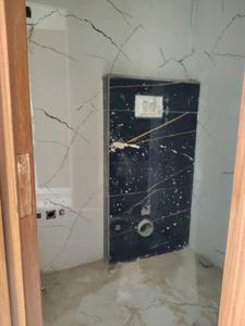 Common Bathroom Image of 2000 Sq.ft 4 BHK Apartment / Flat for sale in Chhattarpur New Delhi for Rs. 17800000