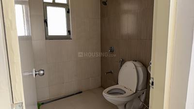Image of 1850 Sq.ft 3 BHK Apartment / Flat for rent in Adani The Meadows, Shantigram, Ahmedabad for Rs. 44000