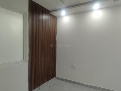 Bedroom Image of 1200 Sq.ft 3 BHK Builder Floor for rent in Janakpuri New Delhi for Rs. 40000