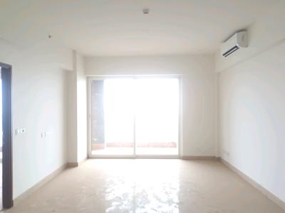 Living Room Image of 2002 Sq.ft 3 BHK Apartment / Flat for sale in Godrej Meridien, Sector 106 Gurgaon for Rs. 33000000