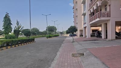Image of 1215 Sq.ft 2 BHK Apartment / Flat for sale in Hindustan HFL Presidency Estate, RIICO Industrial Area, Bhiwadi for Rs. 5467000