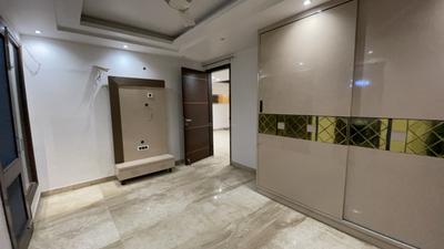 Bedroom Image of 1800 Sq.ft 3 BHK Builder Floor for sale in Surajmal Vihar New Delhi for Rs. 31000000
