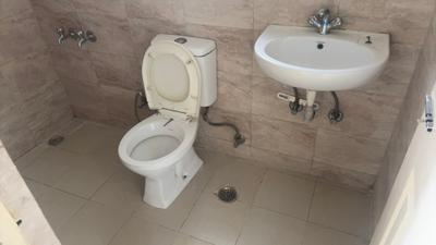 Image of 840 Sq.ft 2 BHK Apartment / Flat for rent in Wave Dream Homes, Wave City, Ghaziabad for Rs. 19000