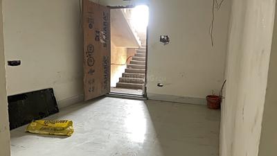 Living Room Image of 672 Sq.ft 2 BHK Builder Floor for sale in Picnic Garden Kolkata for Rs. 3500000