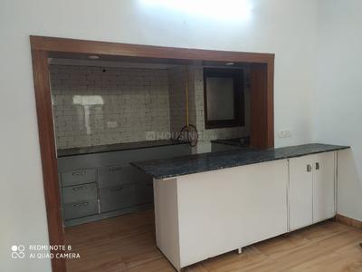 Kitchen Image of 2650 Sq.ft 3 BHK Builder Floor for rent in Sector 12 Noida for Rs. 40000