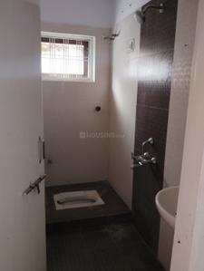 Bathroom Image of 1200 Sq.ft 2 BHK Apartment / Flat for rent in Vatsala Paradise, Sarvodaya Nagar Jabalpur for Rs. 15000
