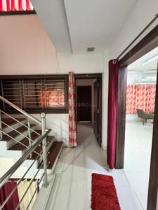 Balcony Image of 3000 Sq.ft 4 BHK Independent House for rent in Bawadiya Kalan Bhopal for Rs. 50000