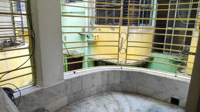 Image of 800 Sq.ft 2 BHK Apartment / Flat for sale in Airport Gate no. 1, Kolkata for Rs. 4200000