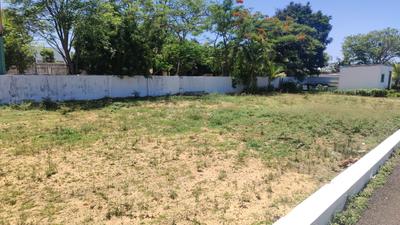 Image of 2400 Sq.ft Residential Plot / Land for sale in Injambakkam, Chennai for Rs. 35000000