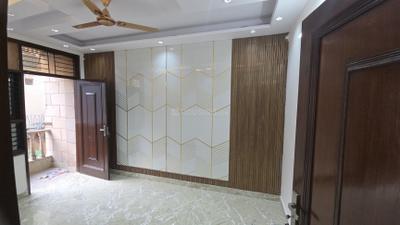 Bedroom Image of 900 Sq.ft 3 BHK Builder Floor for sale in Laxmi Nagar New Delhi for Rs. 7500000