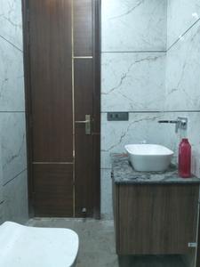 Common Bathroom Image of 1100 Sq.ft 3 BHK Builder Floor for sale in Hari Nagar New Delhi for Rs. 22000000