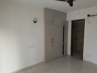 Bedroom Image of 2275 Sq.ft 3 BHK Apartment / Flat for rent in Sunworld Arista, Sector 168 Noida for Rs. 48000