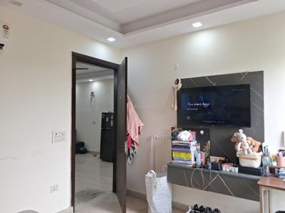 Bedroom Image of 1250 Sq.ft 3 BHK Builder Floor for sale in Ramesh Nagar New Delhi for Rs. 25000000