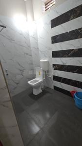 Bathroom Image of 900 Sq.ft 1 BHK Independent House for rent in Lathi Ganjam for Rs. 7000