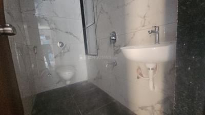 Bathroom Image of 610 Sq.ft 2 BHK Apartment / Flat for rent in Bhaveshwar Aqua, Kalamboli Navi Mumbai for Rs. 25000