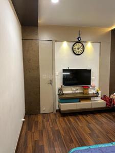 Bedroom Image of 2450 Sq.ft 4 BHK Apartment / Flat for rent in Happy Home Happy Glorious Phase 2, Vesu Surat for Rs. 75000