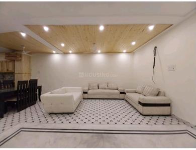 Bedroom Image of 3500 Sq.ft 4 BHK Builder Floor for rent in Sector 104 Noida for Rs. 100000