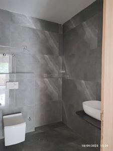Bathroom Image of 3575 Sq.ft 4 BHK Apartment / Flat for sale in Pandu Nagar Kanpur for Rs. 29000000