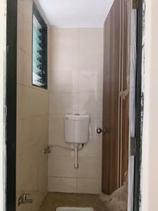 Common Bathroom Image of 650 Sq.ft 1 BHK Apartment / Flat for sale in Saras Residency, Dombivli East Thane for Rs. 4000000