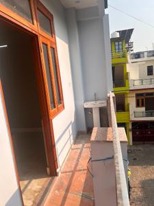 Balcony Image of 1100 Sq.ft 4 BHK Independent House for rent in Kalyanpur Kanpur for Rs. 12000