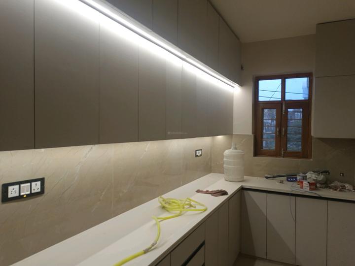 Sainik Colony, Sector 49 Main Image 1