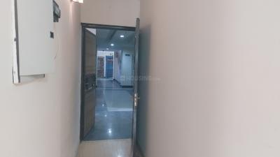 Main Entrance Image of 1250 Sq.ft 2 BHK Apartment / Flat for rent in Mahagun Moderne, Sector 78 Noida for Rs. 36000