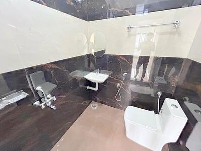Bathroom Image of 1800 Sq.ft 3 BHK Independent House for sale in Gerugambakkam Chennai for Rs. 13000000