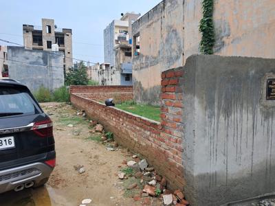 Image of 1200 Sq.ft Residential Plot / Land for sale in Sector 38 Rohini, New Delhi for Rs. 9300000