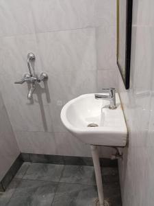 Bathroom Image of Haveli Hostel in Sector 51, Noida