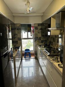 Kitchen Image of sharing in Santacruz West, Mumbai