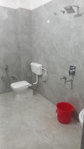 Bathroom Image of 1650 Sq.ft 2 BHK Builder Floor for rent in Basera Shree Kunj, Basharatpur Gorakhpur for Rs. 15000