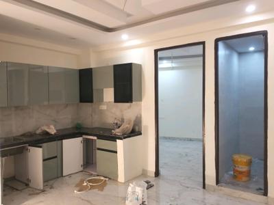 Living Room Image of 650 Sq.ft 2 BHK Builder Floor for sale in Mayur Vihar Phase 1 New Delhi for Rs. 6500000