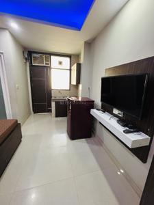 1 RK Independent Builder Floor