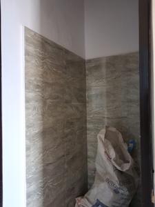 Common Bathroom Image of 1000 Sq.ft 1 RK Apartment / Flat for rent in Sector 45 Noida for Rs. 6500
