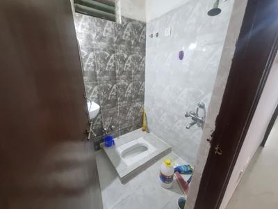 Bathroom Image of 1140 Sq.ft 3 BHK Apartment / Flat for sale in Earthshastra Nariman Point, Mahalakshmi Nagar Indore for Rs. 4500000