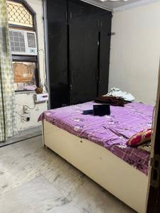 Bedroom Image of 950 Sq.ft 2 BHK Builder Floor for rent in Janakpuri New Delhi for Rs. 28000