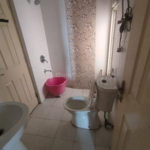Bathroom Image of 930 Sq.ft 2 BHK Apartment / Flat for sale in Supertech Cape Town, Sector 74 Noida for Rs. 8300000