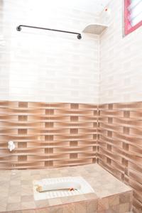 Bathroom Image of 4800 Sq.ft 8 BHK Independent House for sale in Perungudi Madurai for Rs. 16000000