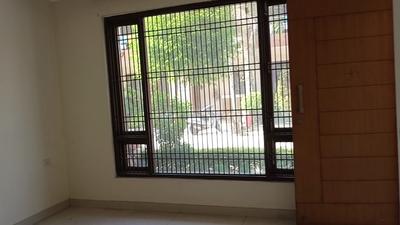 Bedroom Image of 2500 Sq.ft 4 BHK Independent House for rent in Shivpur Varanasi for Rs. 35000