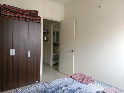 Bedroom Image of 850 Sq.ft 2 BHK Apartment / Flat for rent in Amanora Trendy Homes, Hadapsar Pune for Rs. 32000