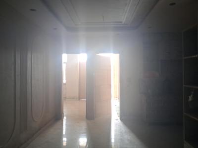 Living Room Image of 1050 Sq.ft 2 BHK Apartment / Flat for sale in Avenue 1, Sector 73 Noida for Rs. 3250000