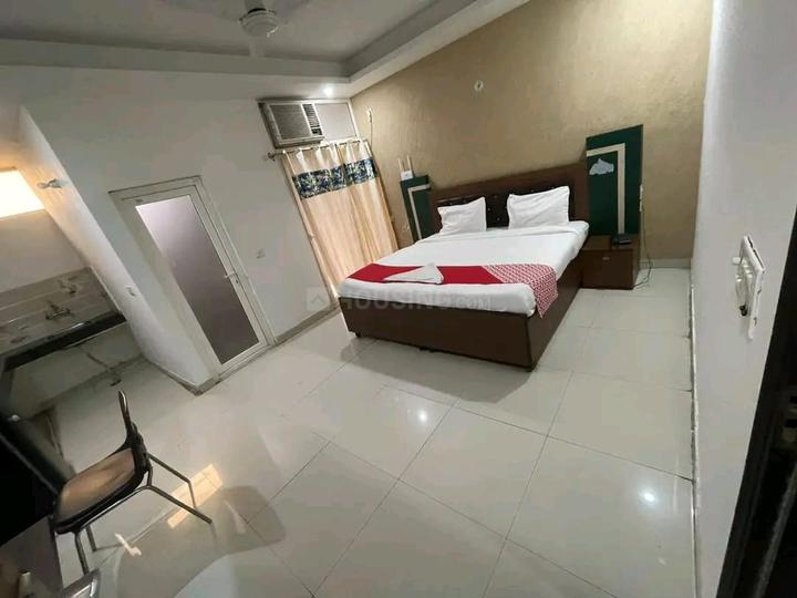 Hall Image of luxury pg in Sector 39, Gurgaon