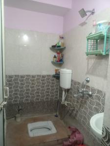 Bathroom Image of 750 Sq.ft 3 BHK Apartment / Flat for sale in Tulsi Vihar Colony Gwalior for Rs. 4500000