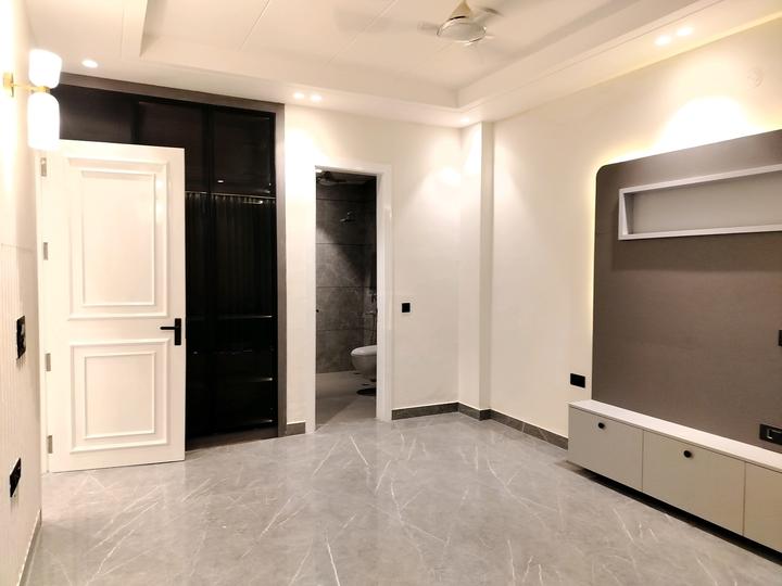 DLF Phase 3 Bedroom 1