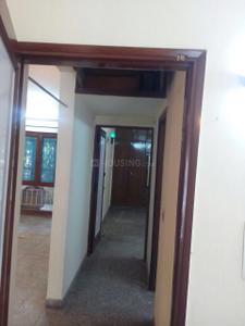 Hall Image of 1200 Sq.ft 3 BHK Apartment / Flat for rent in Takshshila Apartments, Patparganj New Delhi for Rs. 42000