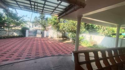 Image of 4000 Sq.ft 4 BHK Independent House for sale in Vennala, Kochi for Rs. 37500000