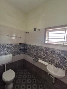 Bathroom Image of 1100 Sq.ft 2 BHK Apartment / Flat for rent in Malumichampatty Coimbatore for Rs. 16000