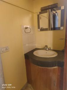 Bathroom Image of 950 Sq.ft 2 BHK Builder Floor for rent in Mohkampur Dehradun for Rs. 15000
